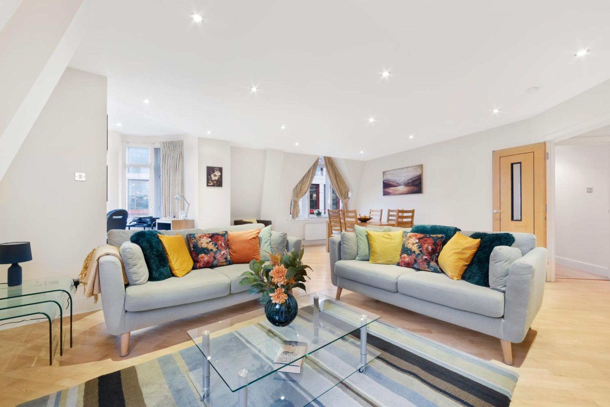 Apartment Farringdon Penthouse Spacious 3 Bedroom 2 Bath London