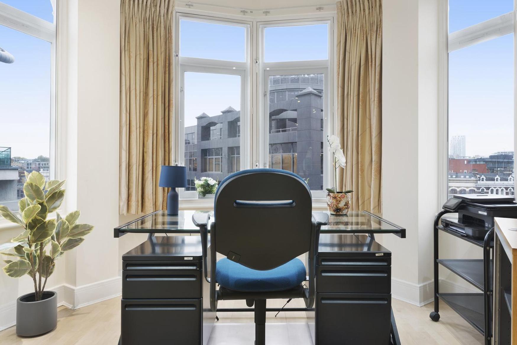 Apartment Farringdon Penthouse Spacious 3 Bedroom 2 Bath *