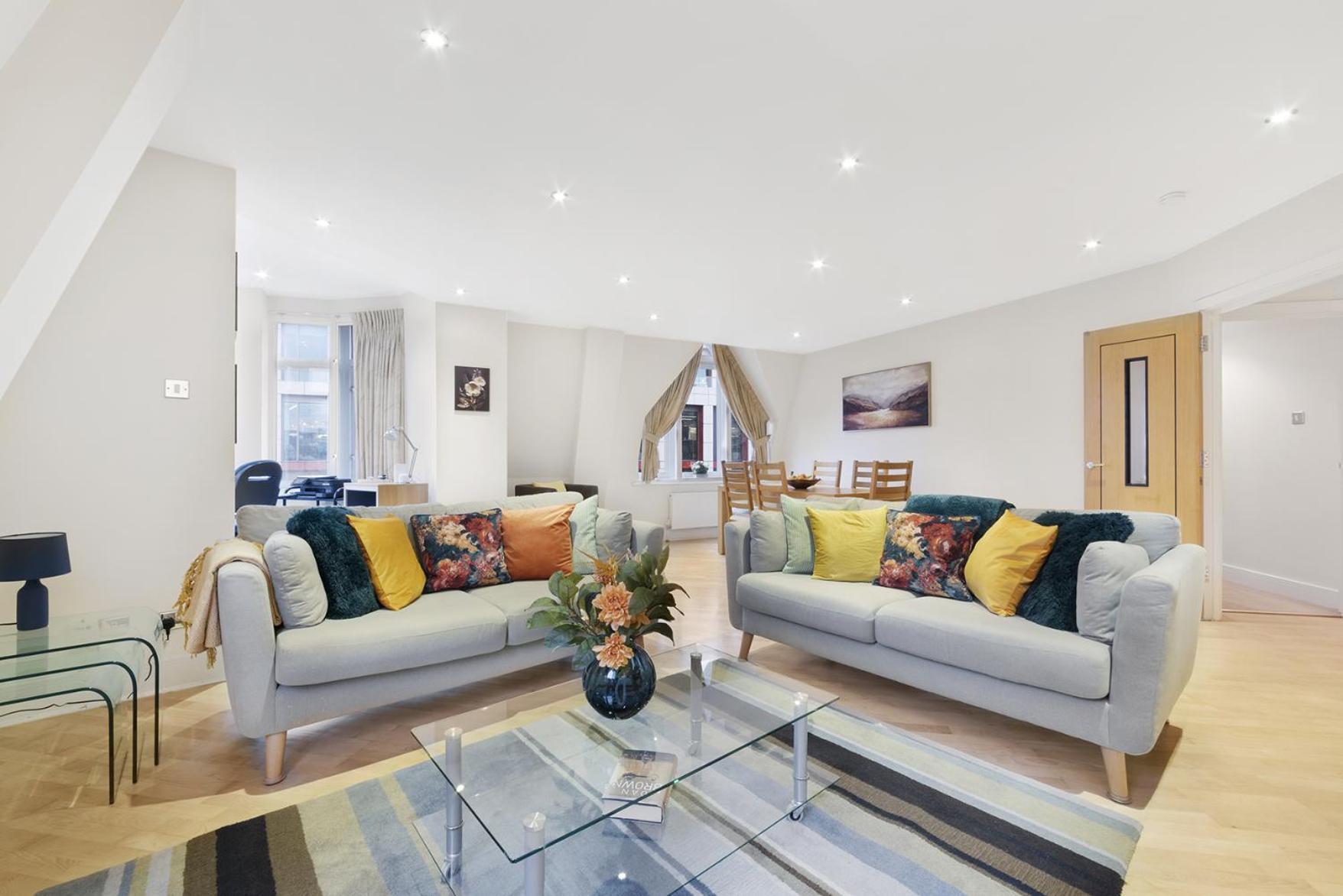 Apartment Farringdon Penthouse Spacious 3 Bedroom 2 Bath